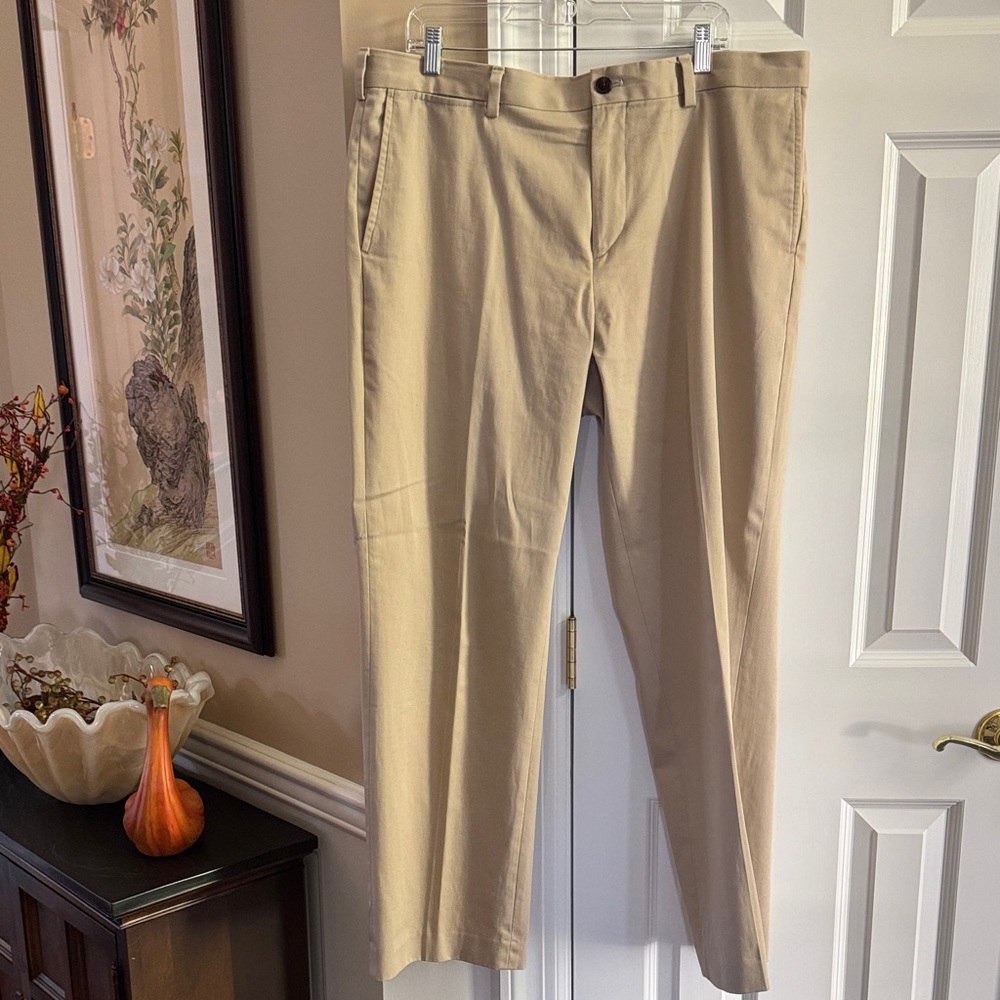 Bauer Men's Khaki Chinos